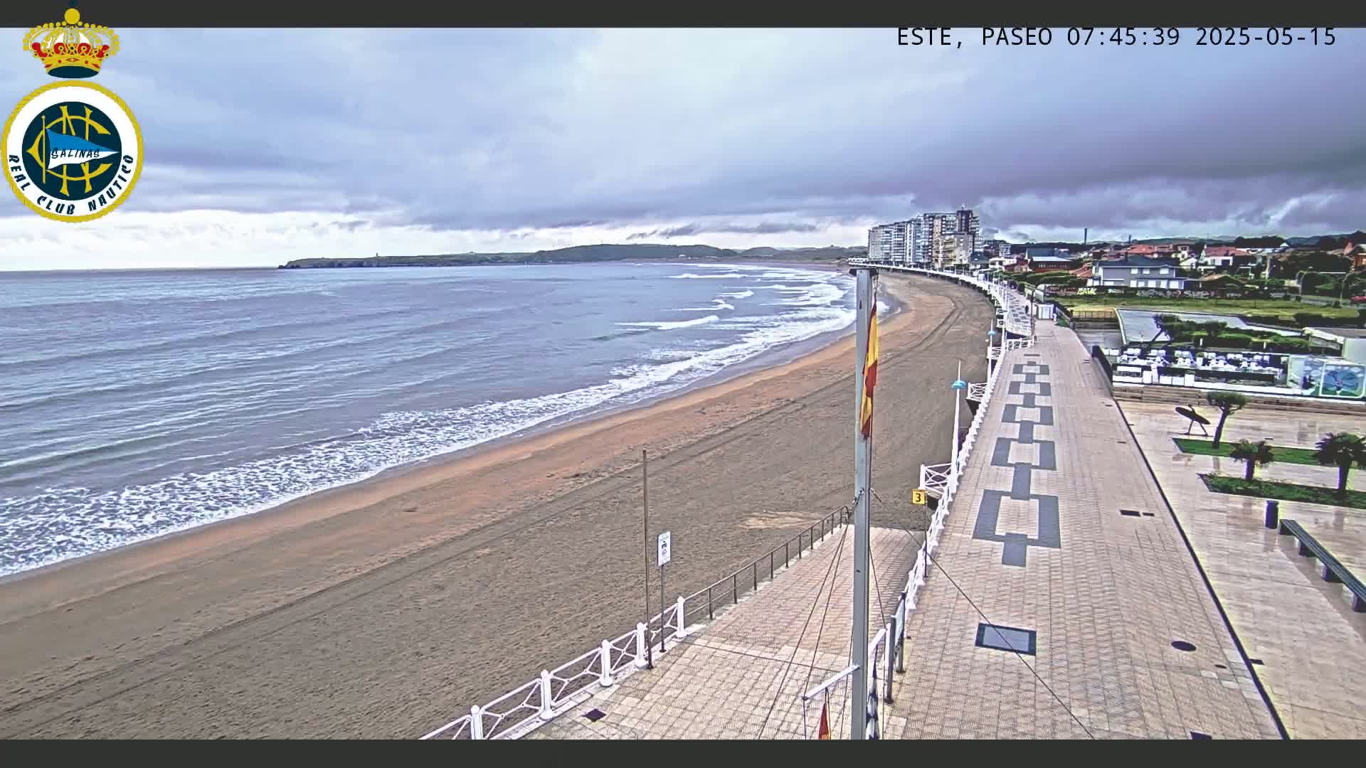East Playa de Salinas Beach Live Cam - Avilés, Asturias, Spain