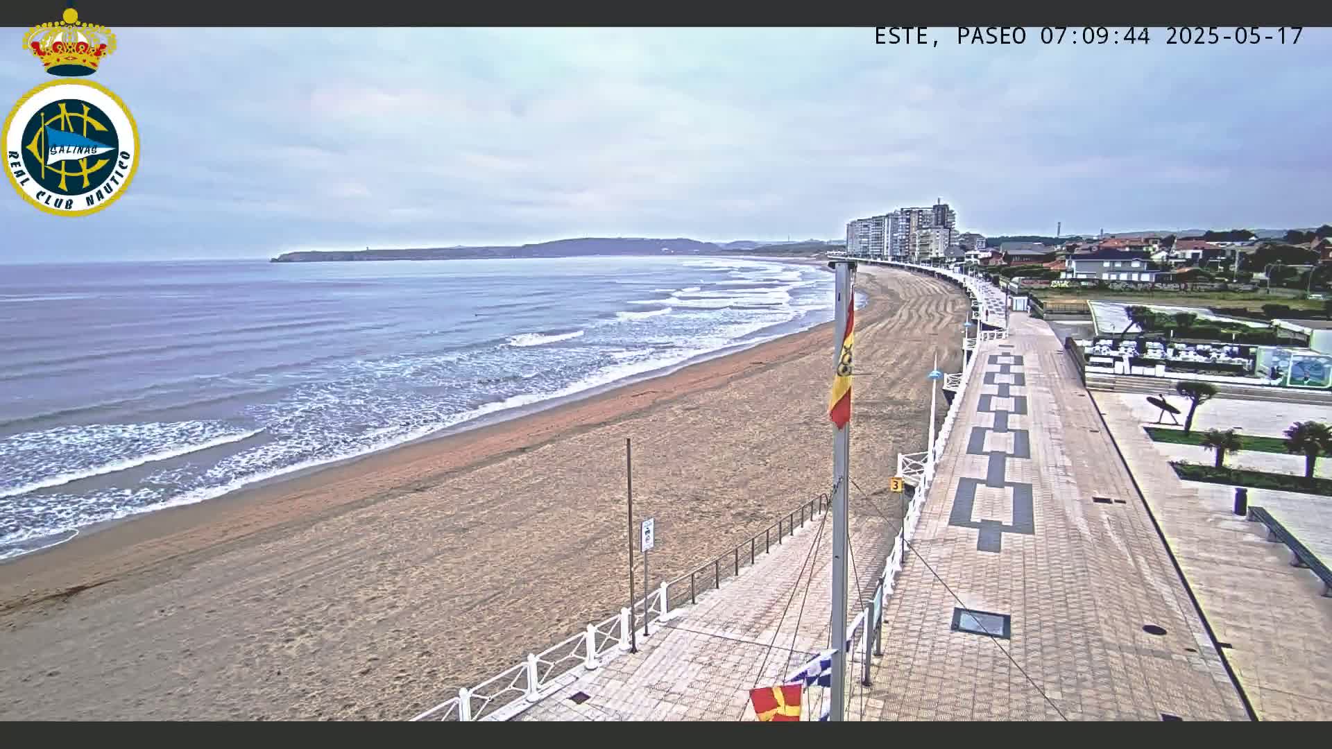 East Playa de Salinas Beach Live Cam - Avilés, Asturias, Spain