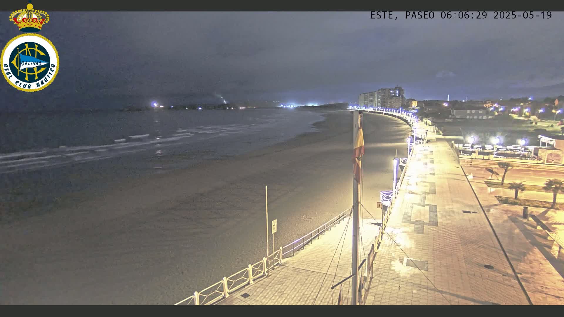 East Playa de Salinas Beach Live Cam - Avilés, Asturias, Spain
