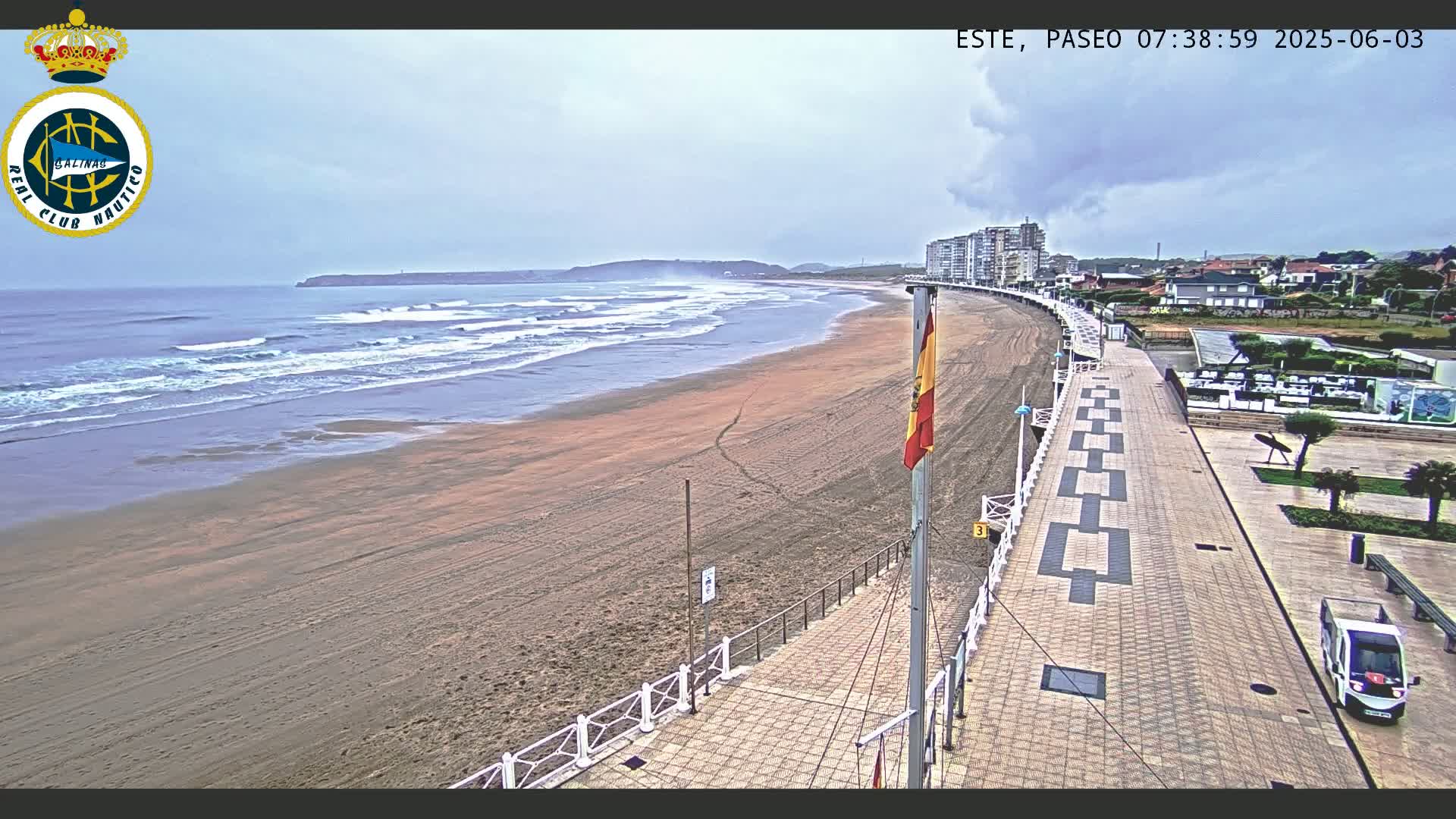 East Playa de Salinas Beach Live Cam - Avilés, Asturias, Spain