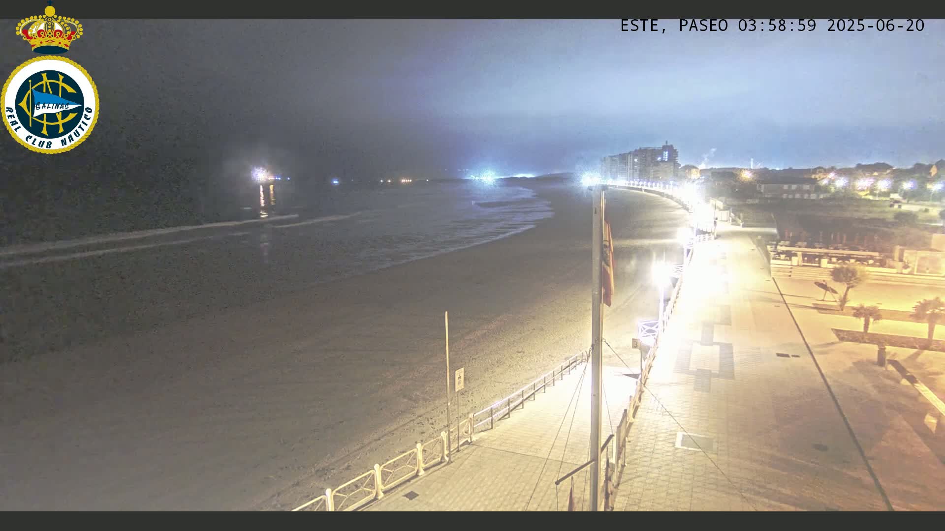 East Playa de Salinas Beach Live Cam - Avilés, Asturias, Spain