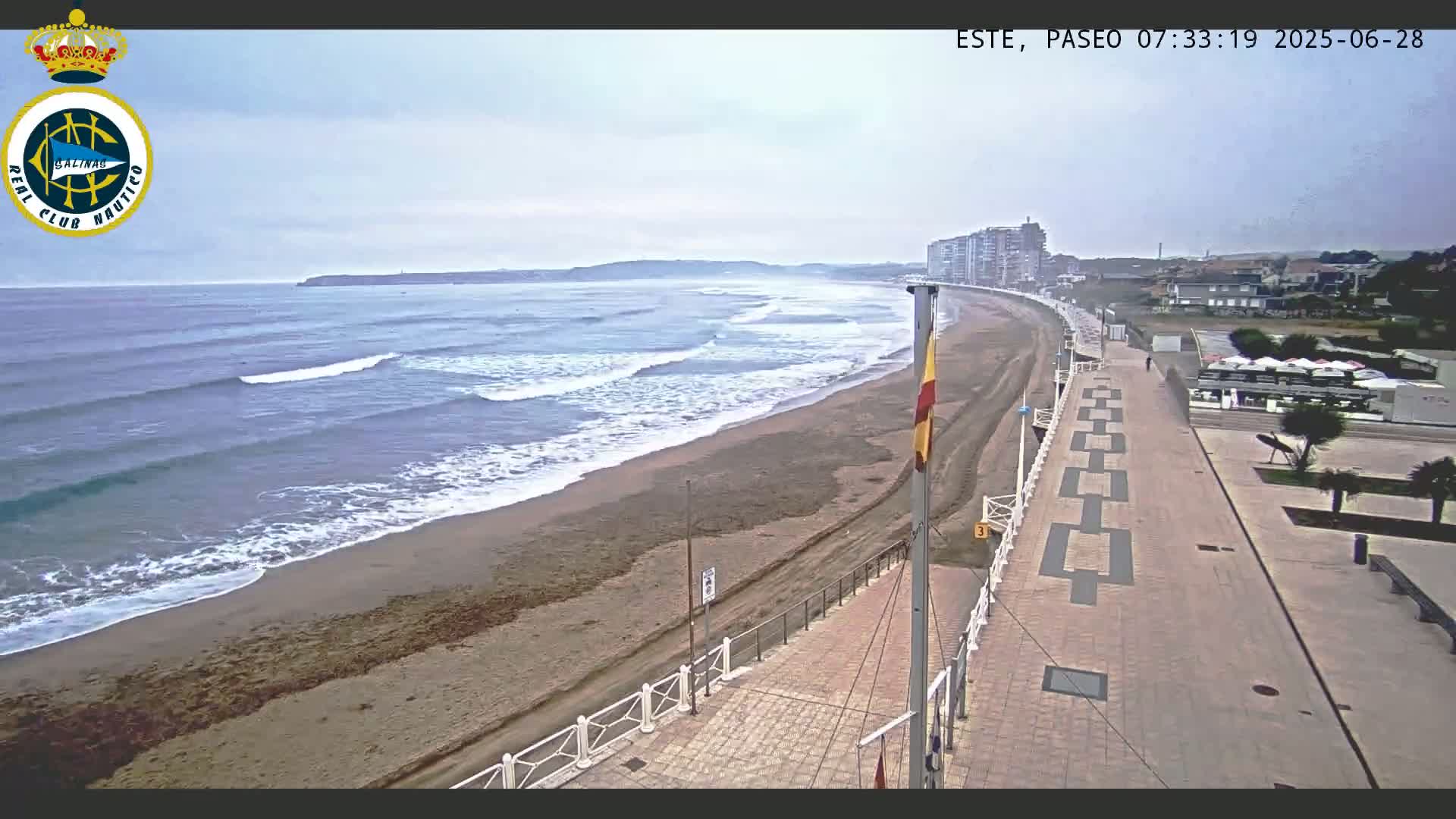 East Playa de Salinas Beach Live Cam - Avilés, Asturias, Spain