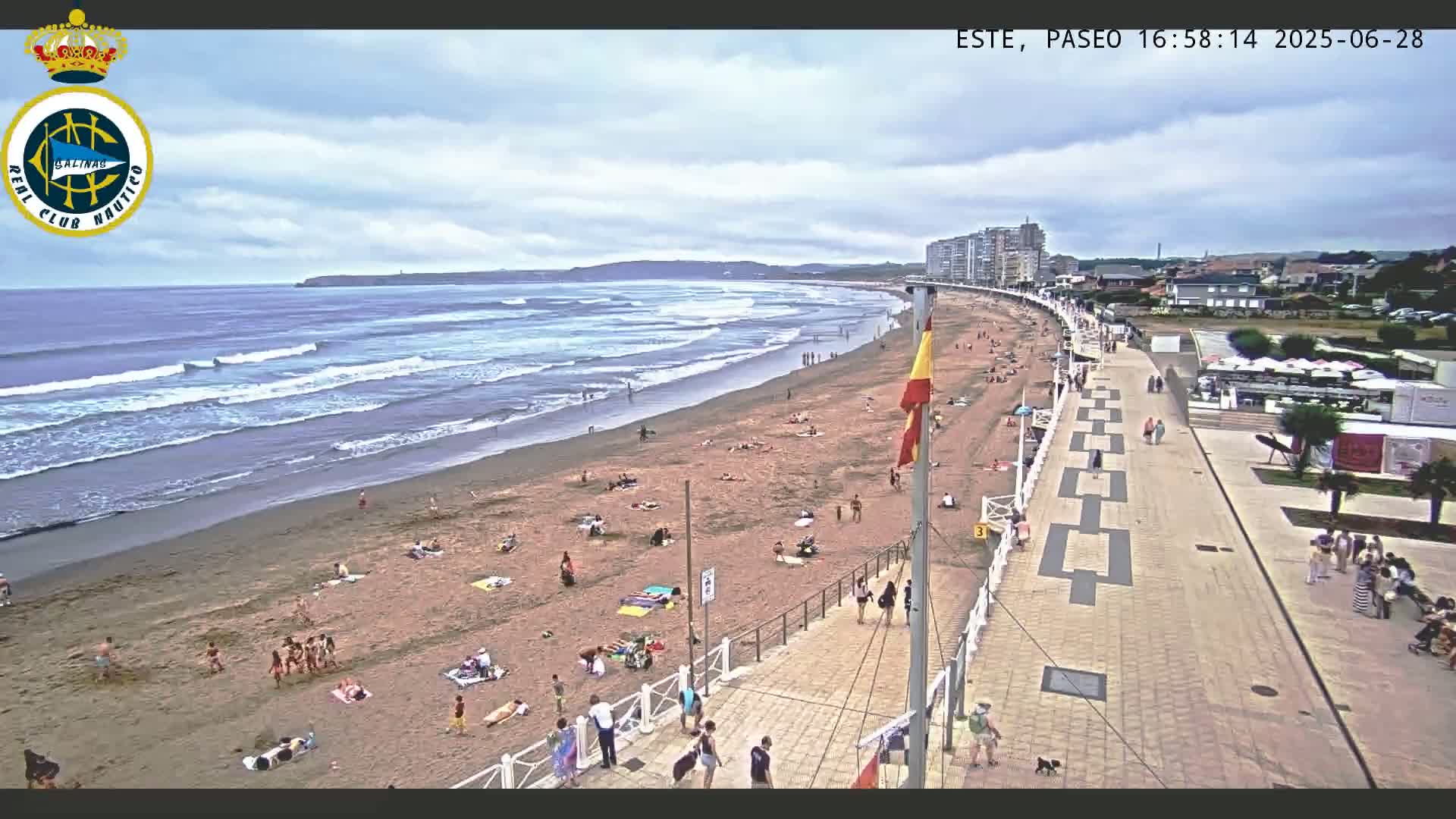 East Playa de Salinas Beach Live Cam - Avilés, Asturias, Spain