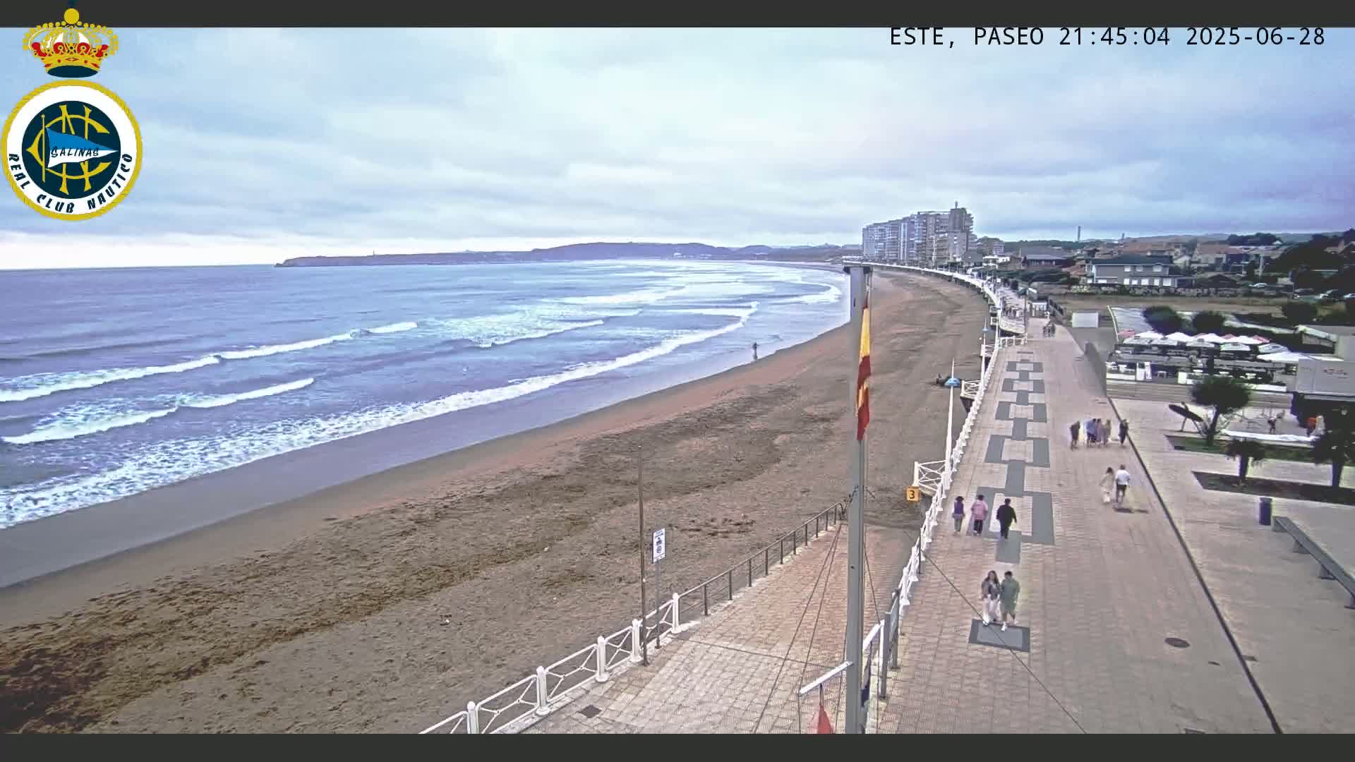 East Playa de Salinas Beach Live Cam - Avilés, Asturias, Spain