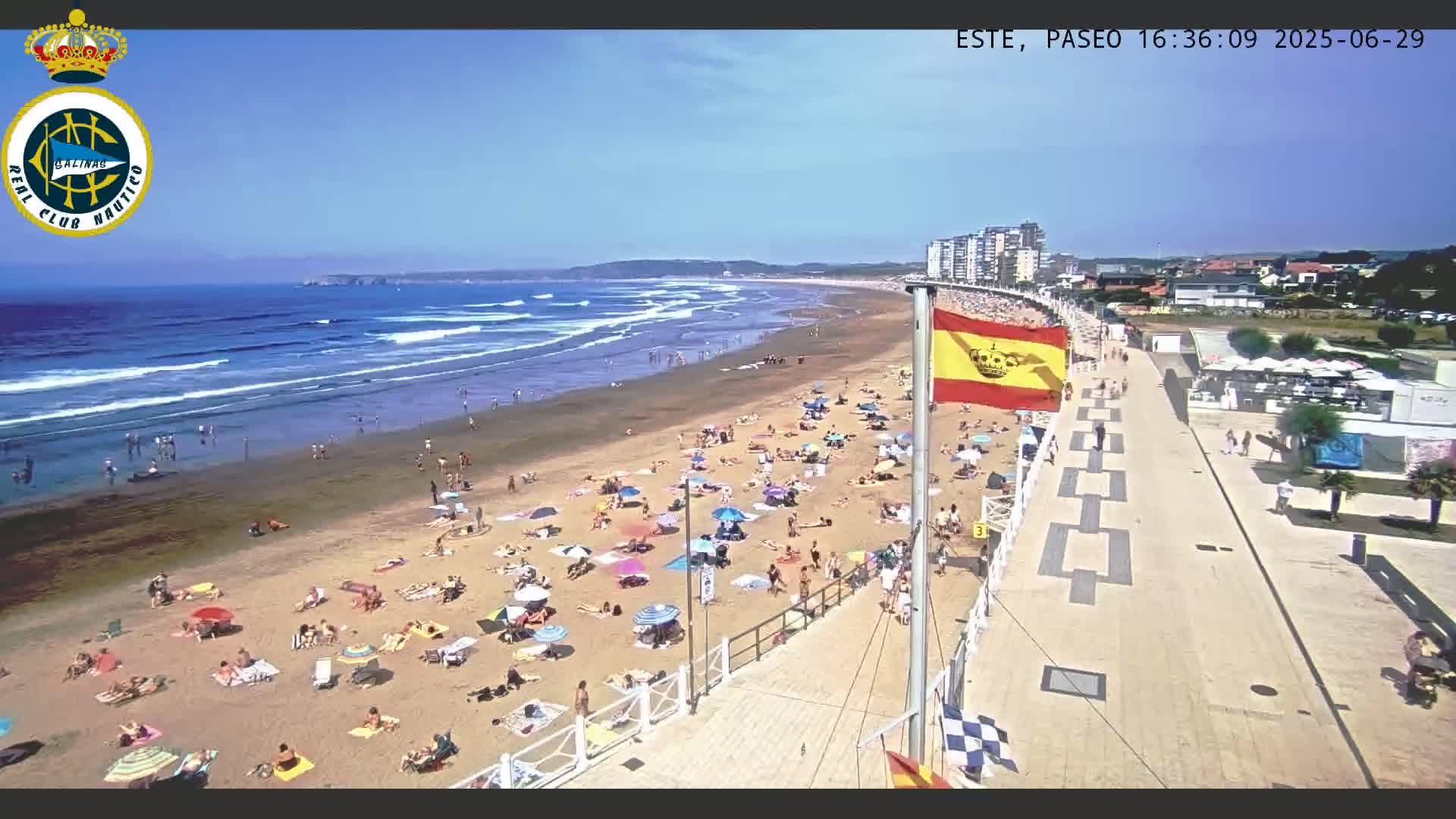 East Playa de Salinas Beach Live Cam - Avilés, Asturias, Spain