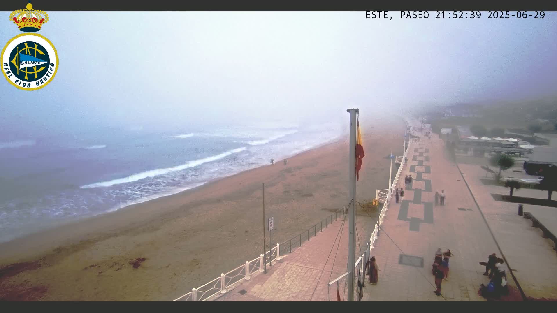East Playa de Salinas Beach Live Cam - Avilés, Asturias, Spain