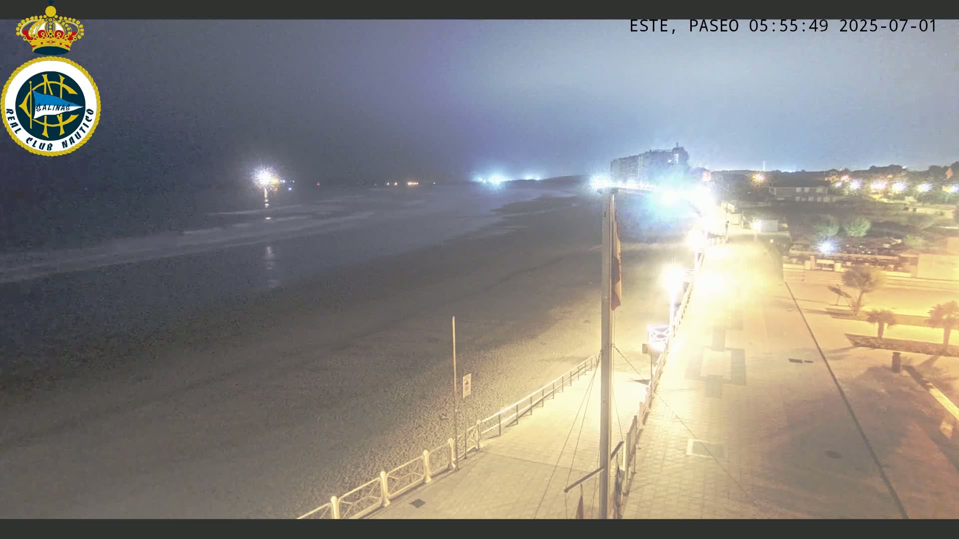 East Playa de Salinas Beach Live Cam - Avilés, Asturias, Spain
