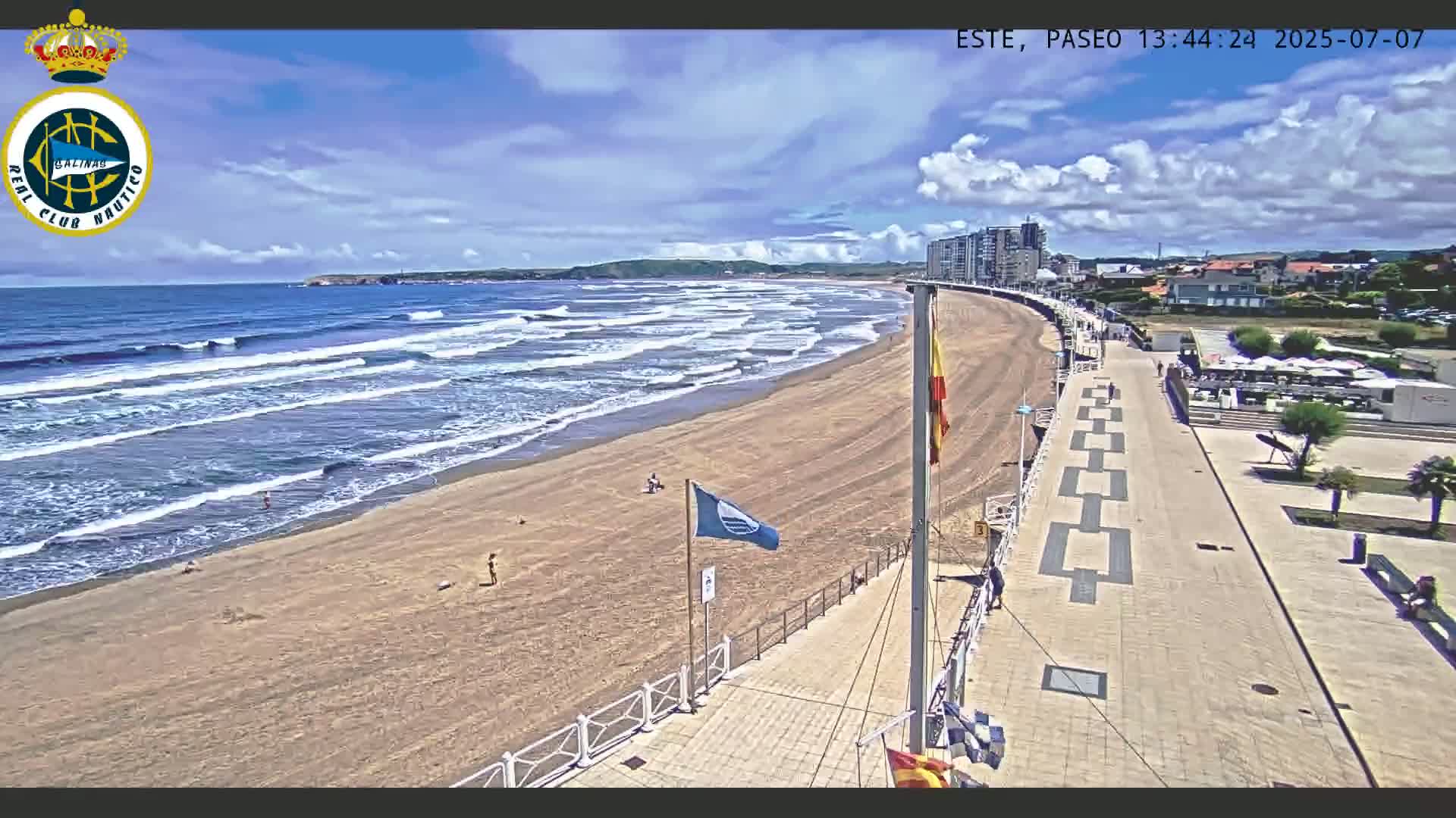 East Playa de Salinas Beach Live Cam - Avilés, Asturias, Spain