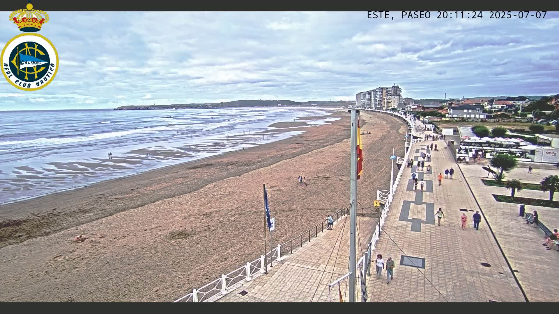 East Playa de Salinas Beach Live Cam - Avilés, Asturias, Spain
