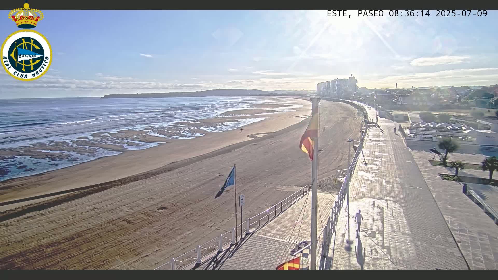 East Playa de Salinas Beach Live Cam - Avilés, Asturias, Spain