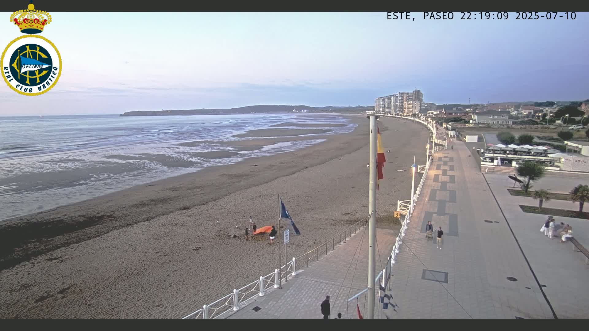 East Playa de Salinas Beach Live Cam - Avilés, Asturias, Spain