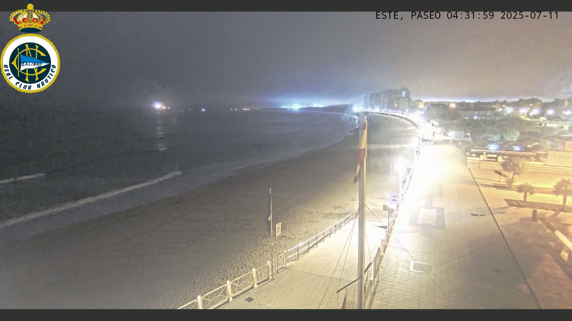East Playa de Salinas Beach Live Cam - Avilés, Asturias, Spain