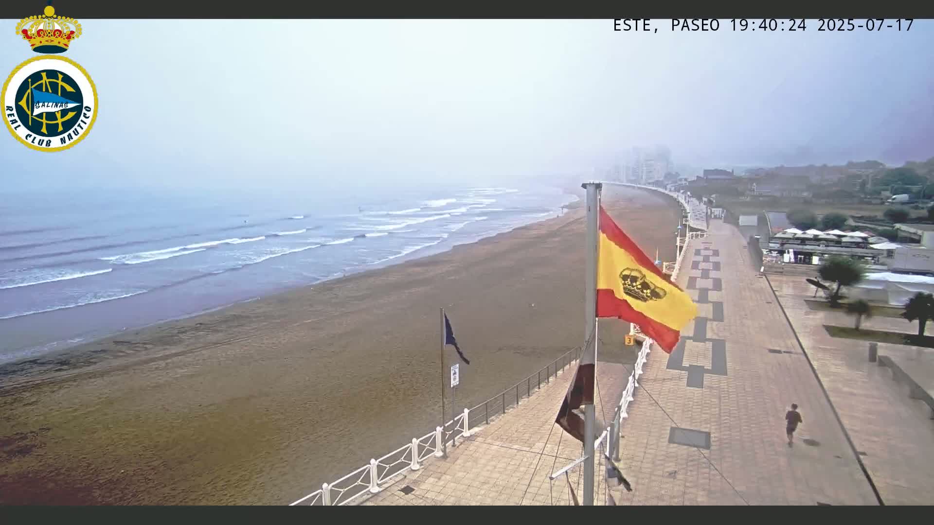 East Playa de Salinas Beach Live Cam - Avilés, Asturias, Spain
