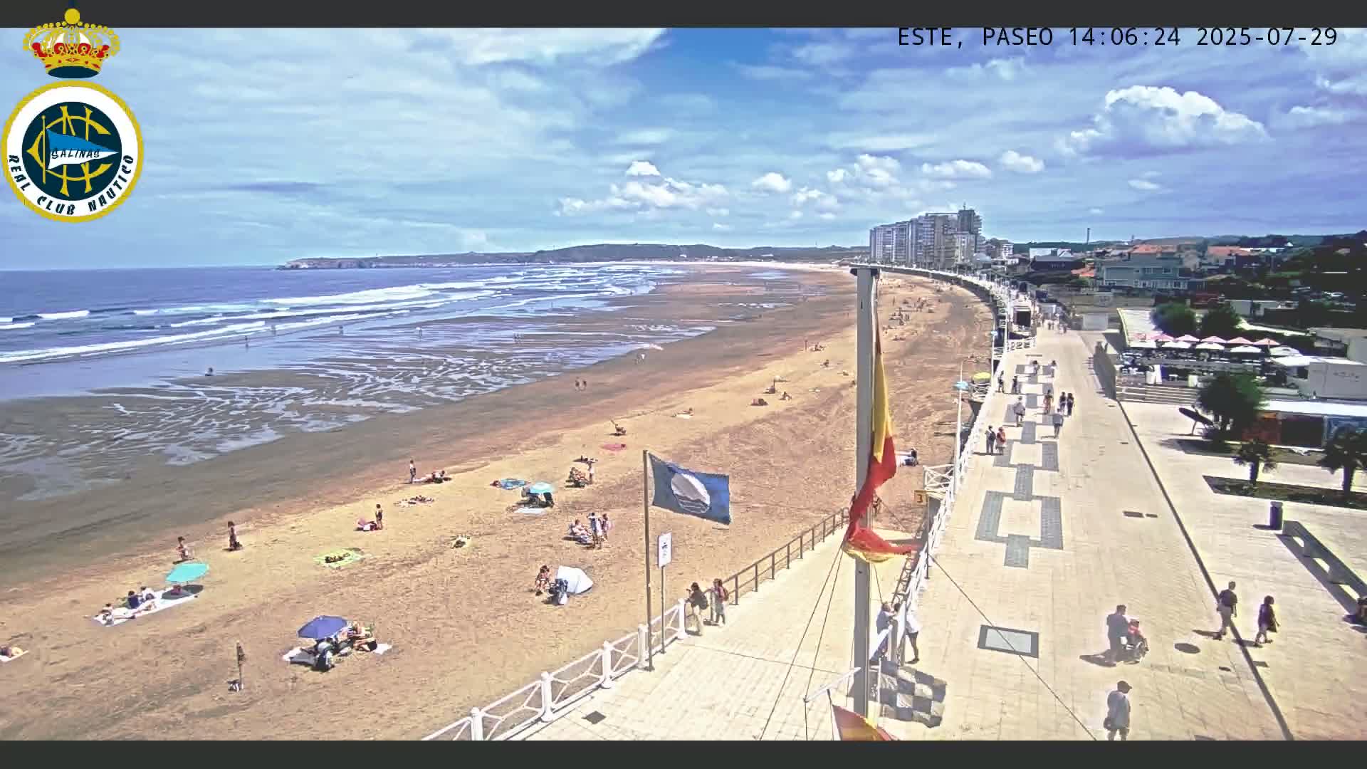 East Playa de Salinas Beach Live Cam - Avilés, Asturias, Spain