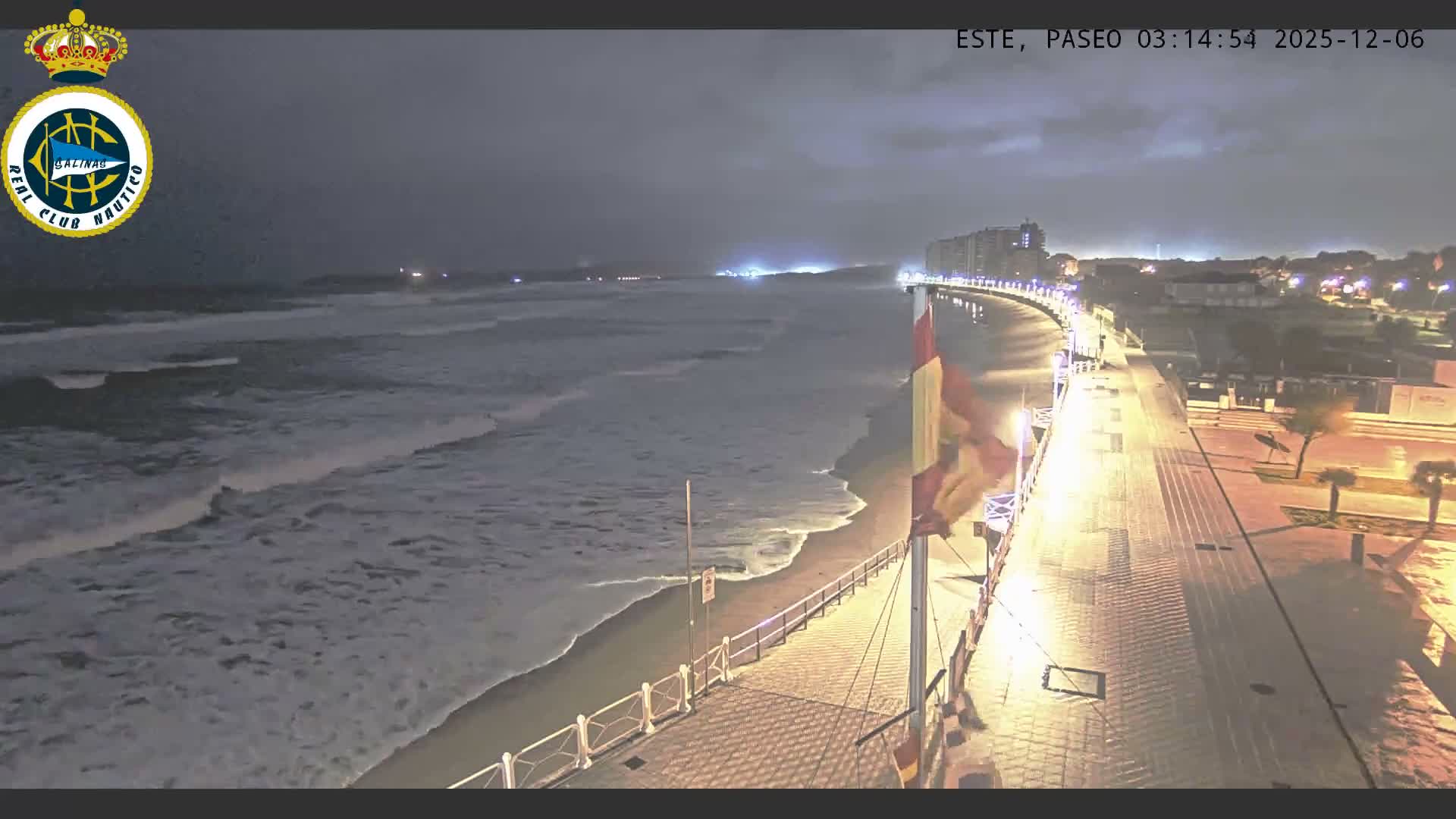 East Playa de Salinas Beach Live Cam - Avilés, Asturias, Spain