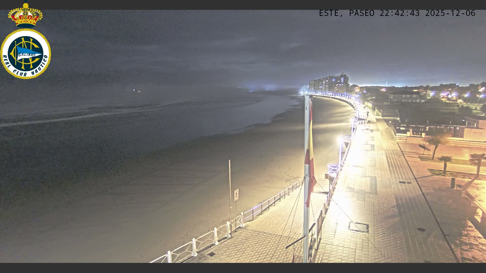 East Playa de Salinas Beach Live Cam - Avilés, Asturias, Spain