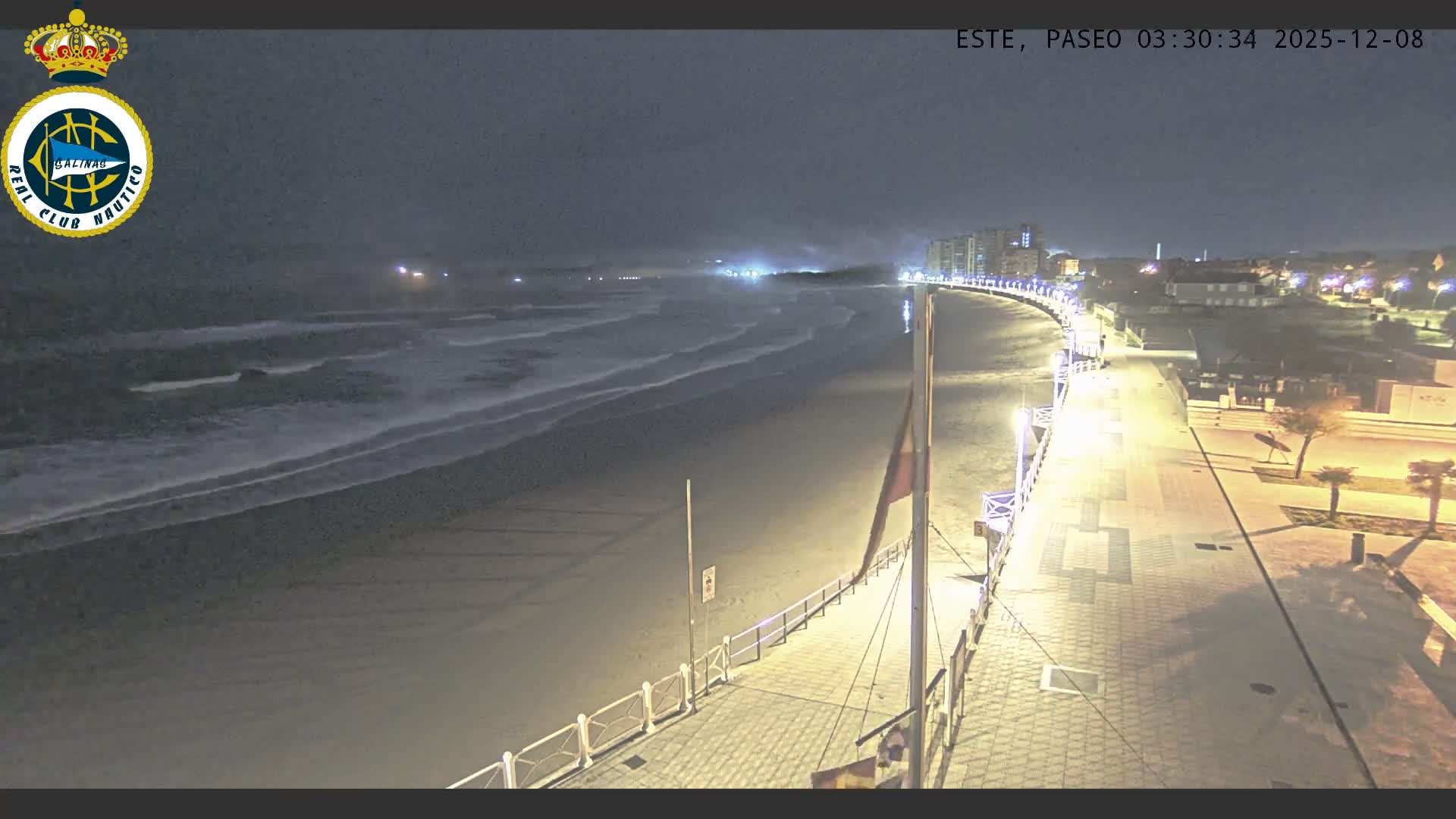 East Playa de Salinas Beach Live Cam - Avilés, Asturias, Spain