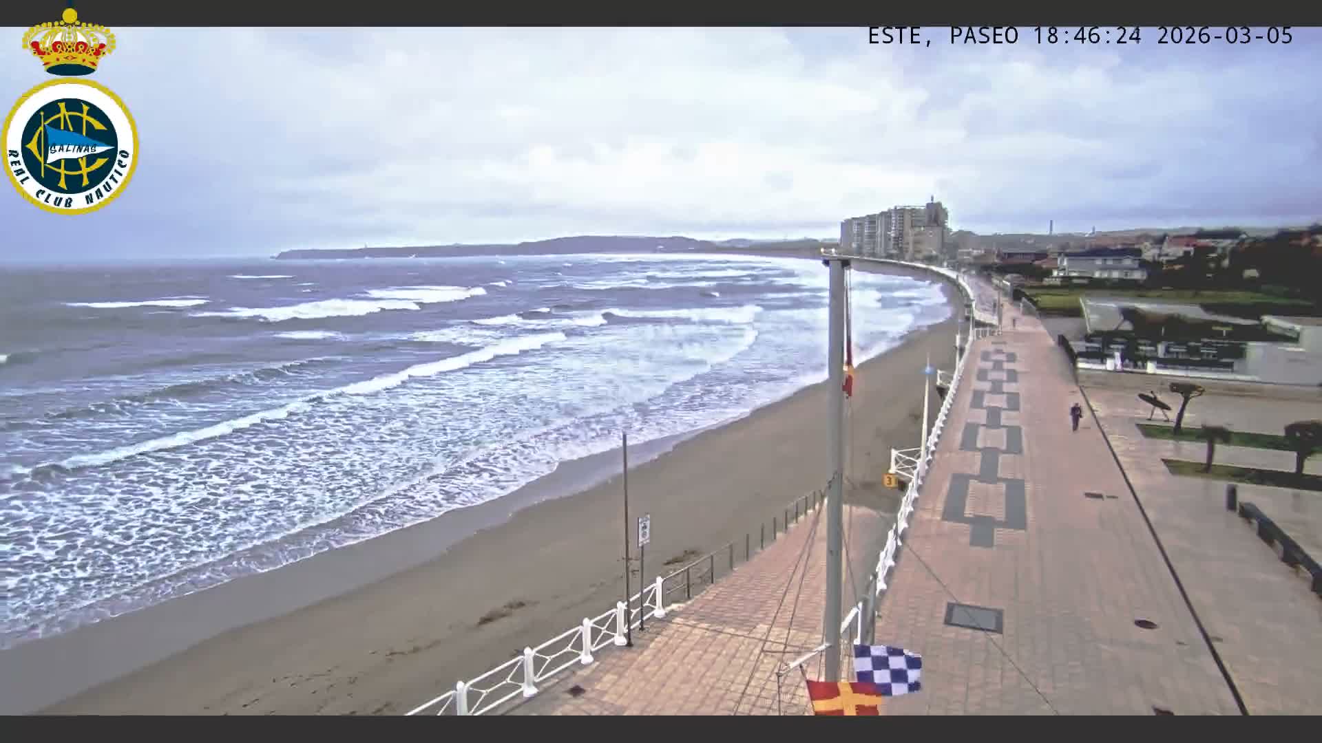 East Playa de Salinas Beach Live Cam - Avilés, Asturias, Spain