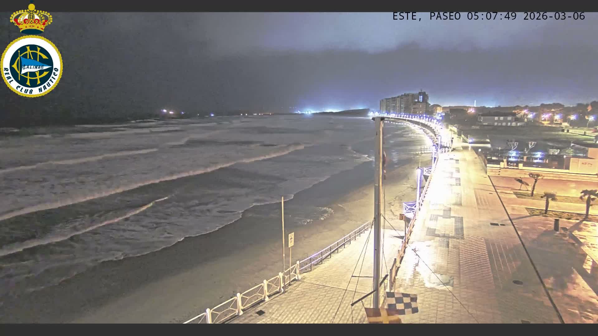 East Playa de Salinas Beach Live Cam - Avilés, Asturias, Spain