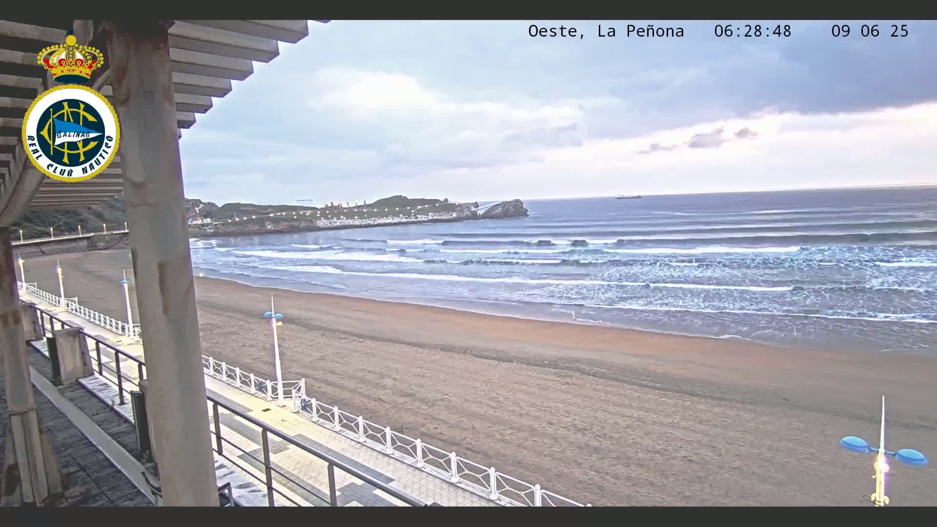 West Playa de Salinas Beach Live Cam - Avilés, Asturias, Spain