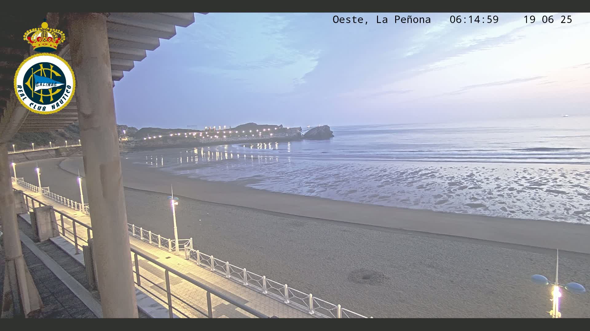 West Playa de Salinas Beach Live Cam - Avilés, Asturias, Spain