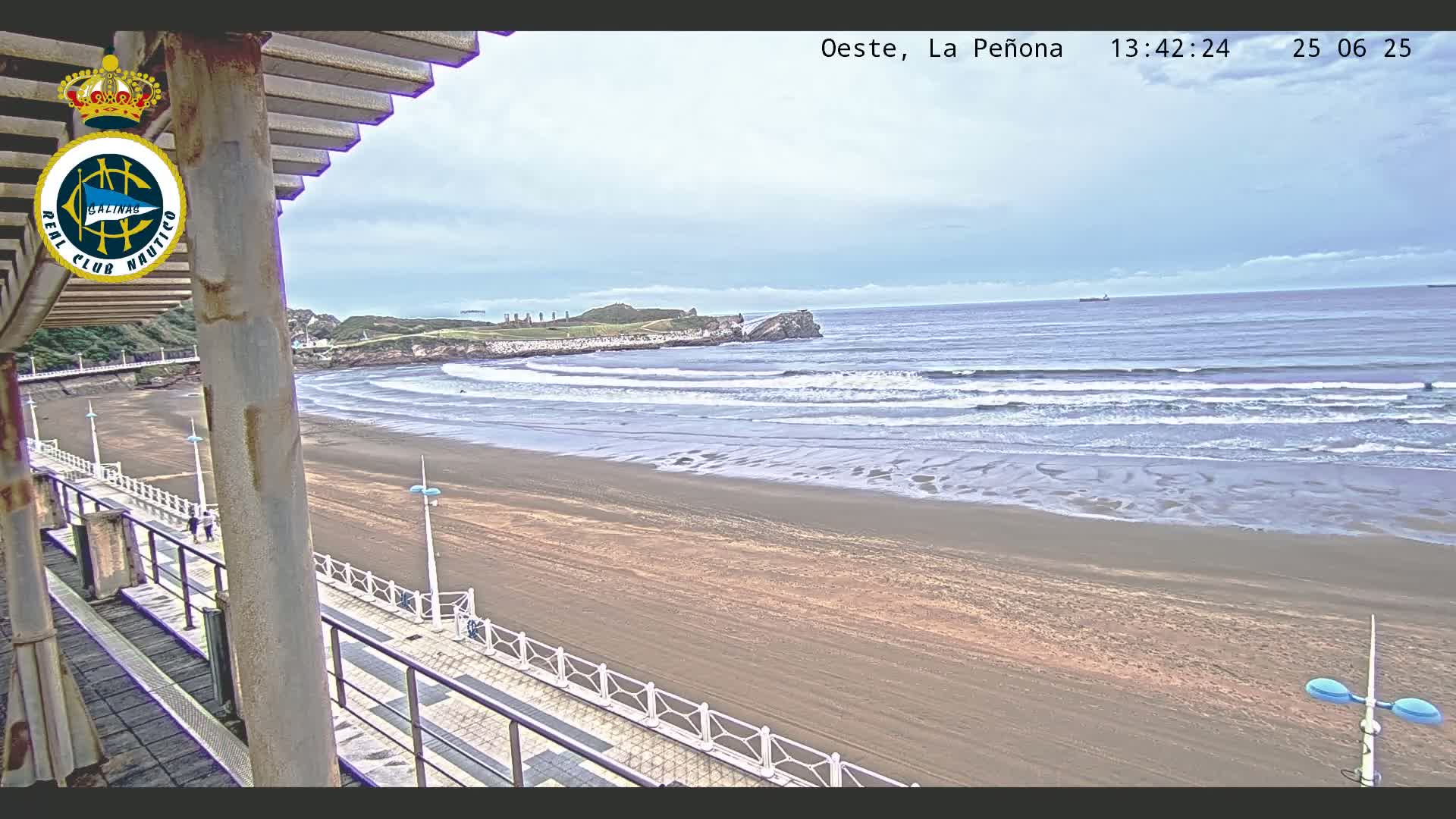 West Playa de Salinas Beach Live Cam - Avilés, Asturias, Spain