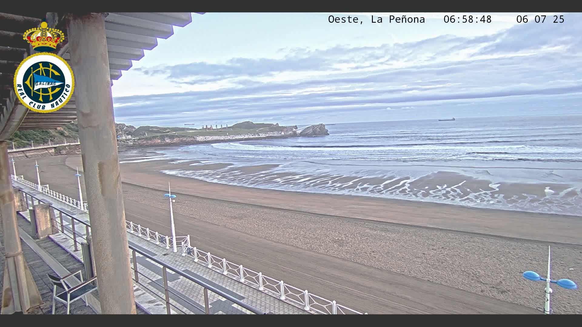 West Playa de Salinas Beach Live Cam - Avilés, Asturias, Spain