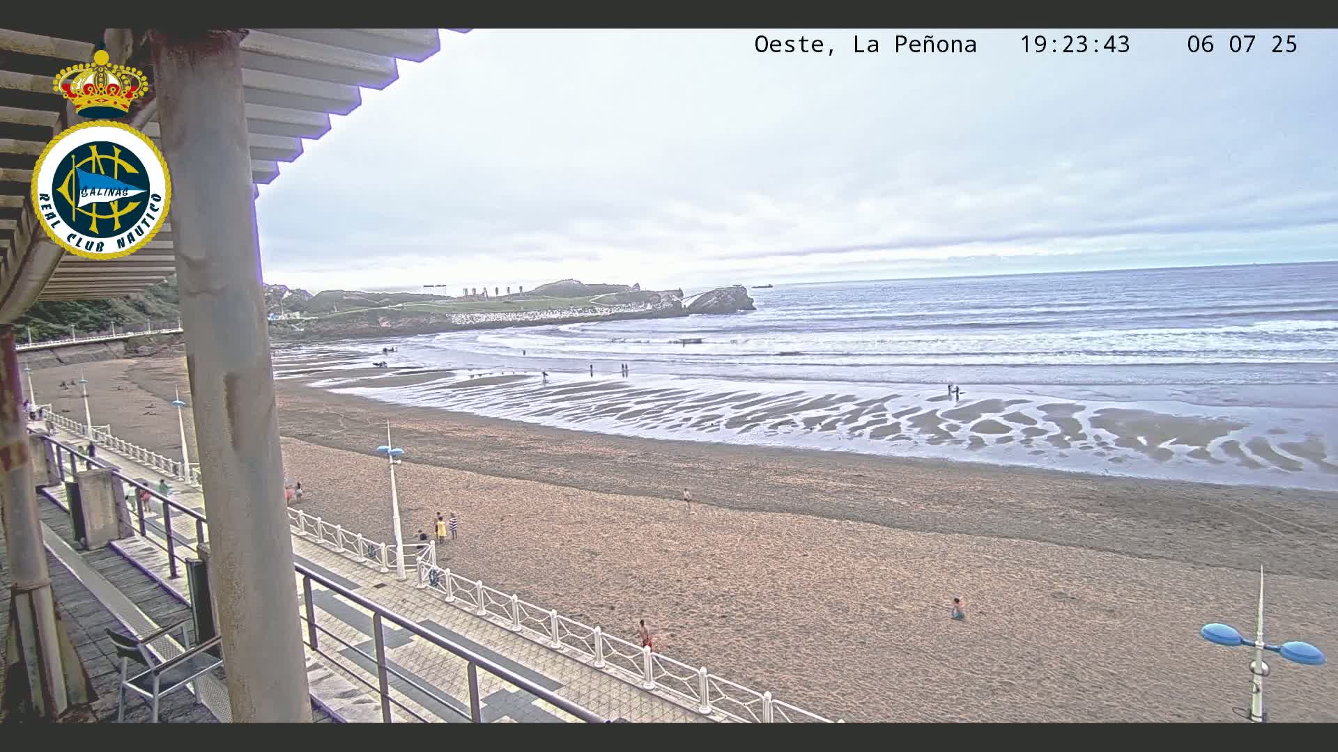 West Playa de Salinas Beach Live Cam - Avilés, Asturias, Spain