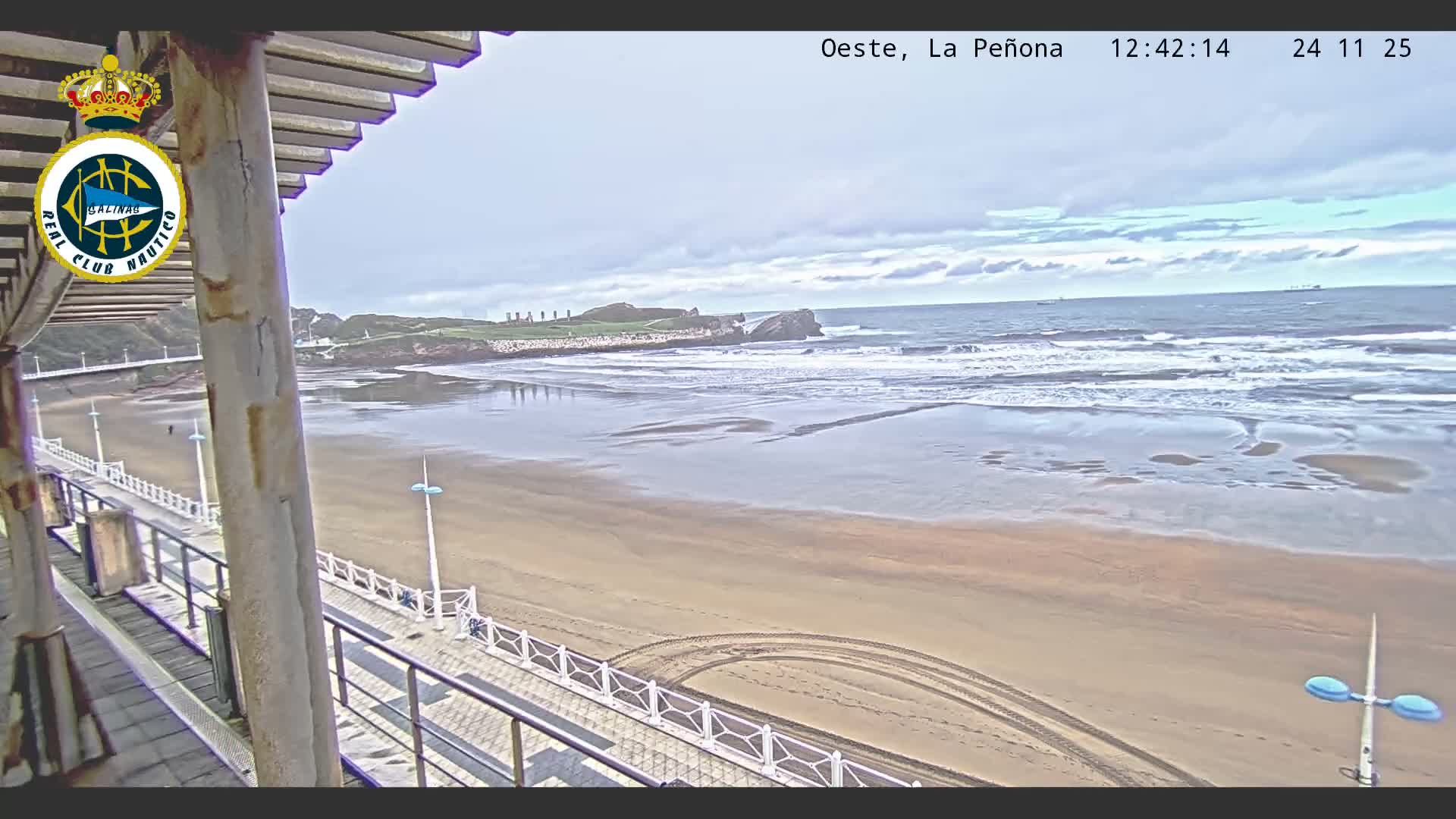 West Playa de Salinas Beach Live Cam - Avilés, Asturias, Spain