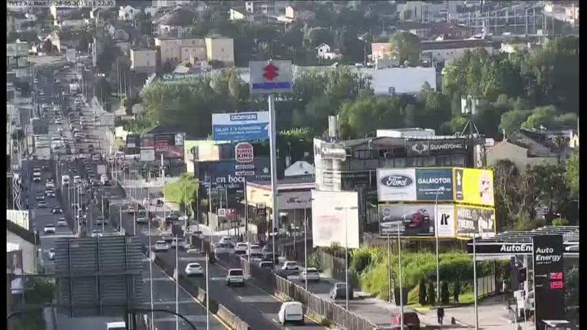 Vigo, Avenida de Madrid Live Cam - Pontevedra, Galicia, Spain