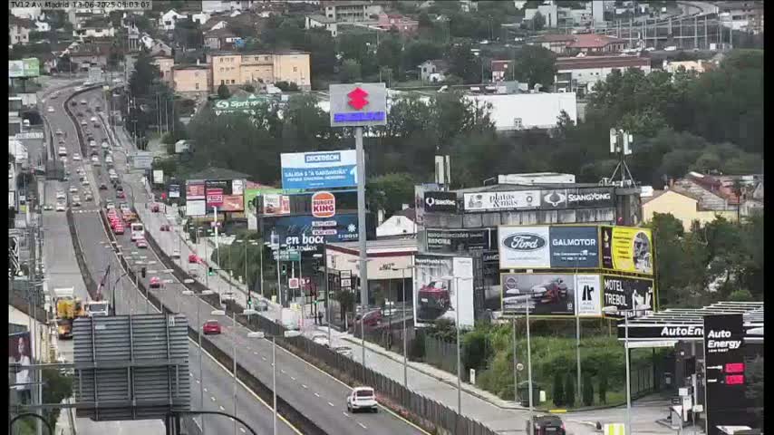 Vigo, Avenida de Madrid Live Cam - Pontevedra, Galicia, Spain