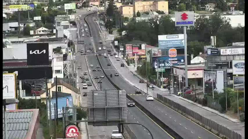 Vigo, Avenida de Madrid Live Cam - Pontevedra, Galicia, Spain