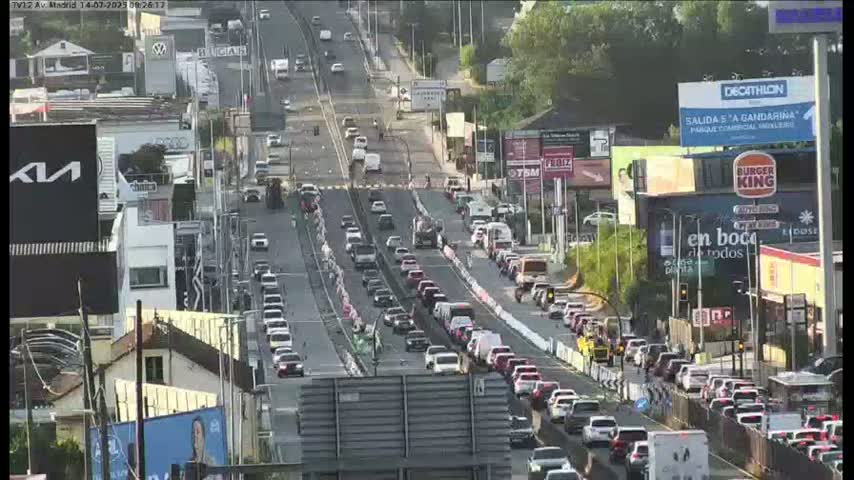 Vigo, Avenida de Madrid Live Cam - Pontevedra, Galicia, Spain