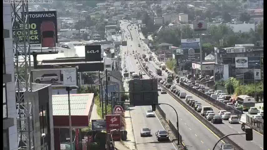 Vigo, Avenida de Madrid Live Cam - Pontevedra, Galicia, Spain