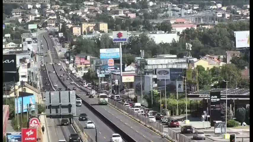 Vigo, Avenida de Madrid Live Cam - Pontevedra, Galicia, Spain