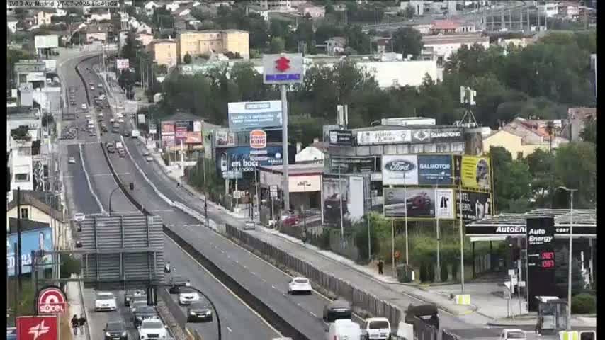 Vigo, Avenida de Madrid Live Cam - Pontevedra, Galicia, Spain