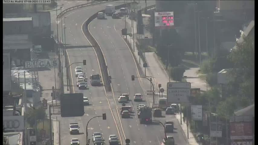 Vigo, Avenida de Madrid Live Cam - Pontevedra, Galicia, Spain