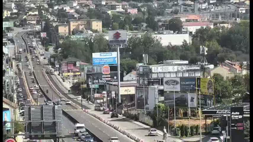 Vigo, Avenida de Madrid Live Cam - Pontevedra, Galicia, Spain
