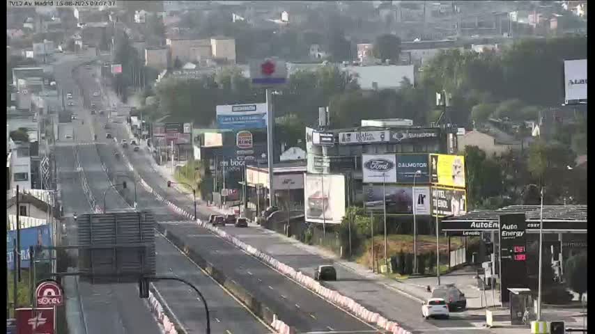 Vigo, Avenida de Madrid Live Cam - Pontevedra, Galicia, Spain