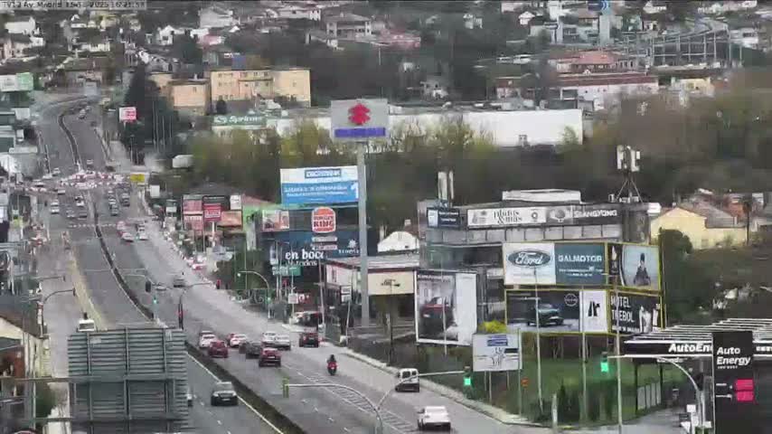 Vigo, Avenida de Madrid Live Cam - Pontevedra, Galicia, Spain