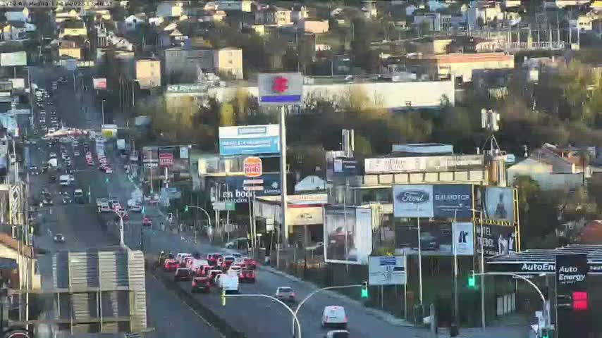 Vigo, Avenida de Madrid Live Cam - Pontevedra, Galicia, Spain