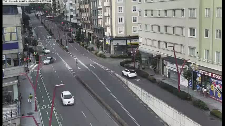 Vigo, Plaza América Square Live Cam - Pontevedra, Galicia, Spain