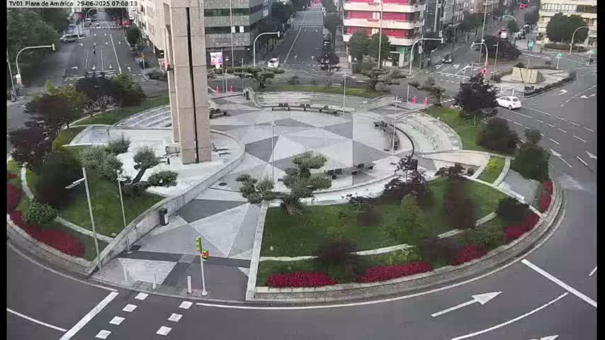 Vigo, Plaza América Square Live Cam - Pontevedra, Galicia, Spain