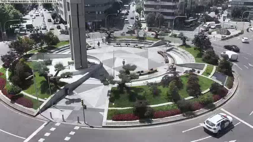 Vigo, Plaza América Square Live Cam - Pontevedra, Galicia, Spain