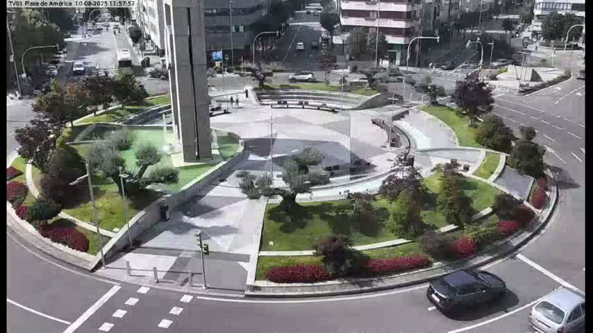 Vigo, Plaza América Square Live Cam - Pontevedra, Galicia, Spain
