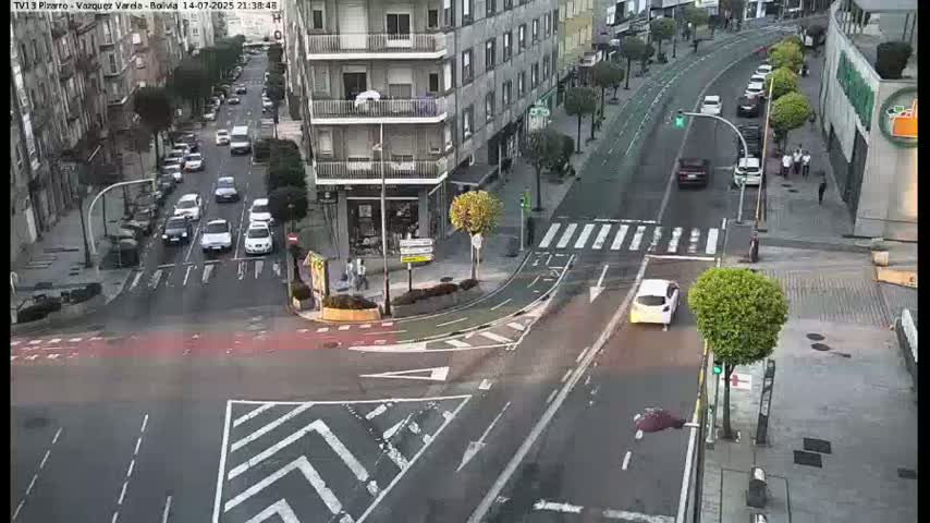 Vigo Pizarro - Vasquez  Varela Street Live Cam - Pontevedra, Galicia, Spain