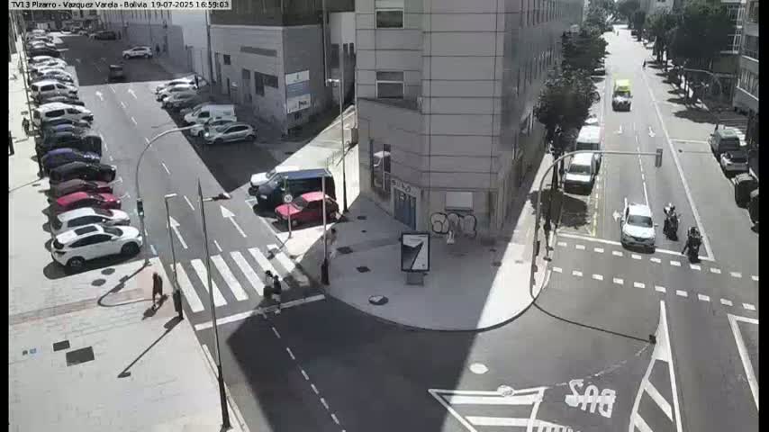 Vigo Pizarro - Vasquez  Varela Street Live Cam - Pontevedra, Galicia, Spain
