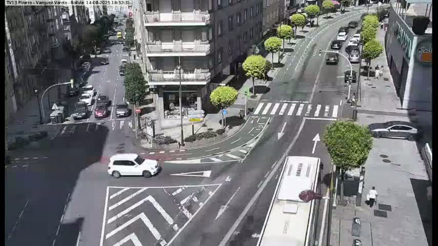 Vigo Pizarro - Vasquez  Varela Street Live Cam - Pontevedra, Galicia, Spain