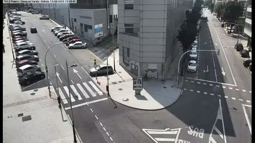 Vigo Pizarro - Vasquez  Varela Street Live Cam - Pontevedra, Galicia, Spain