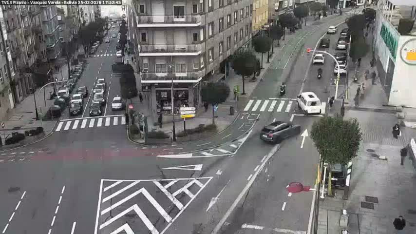 Vigo Pizarro - Vasquez  Varela Street Live Cam - Pontevedra, Galicia, Spain